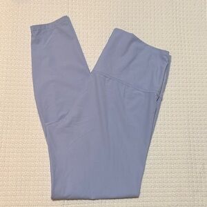 All in Motion periwinkle Lavender Leggings size medium